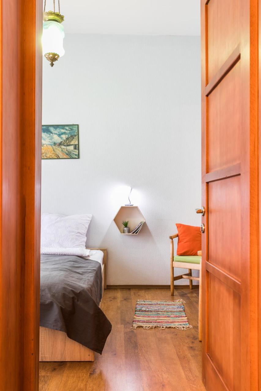Apartment at 12 Baratashvili street Tbilisi Bagian luar foto